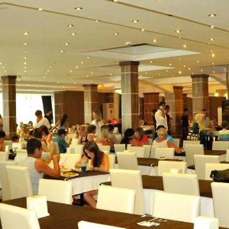 Club Tess Hotel 코나키 외부 사진