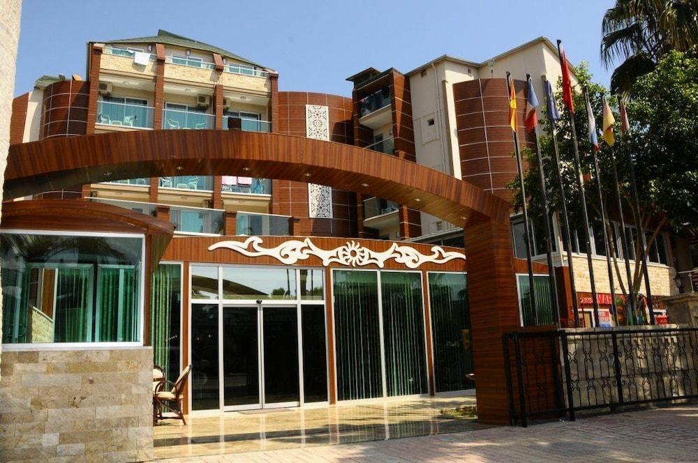 Club Tess Hotel 코나키 외부 사진